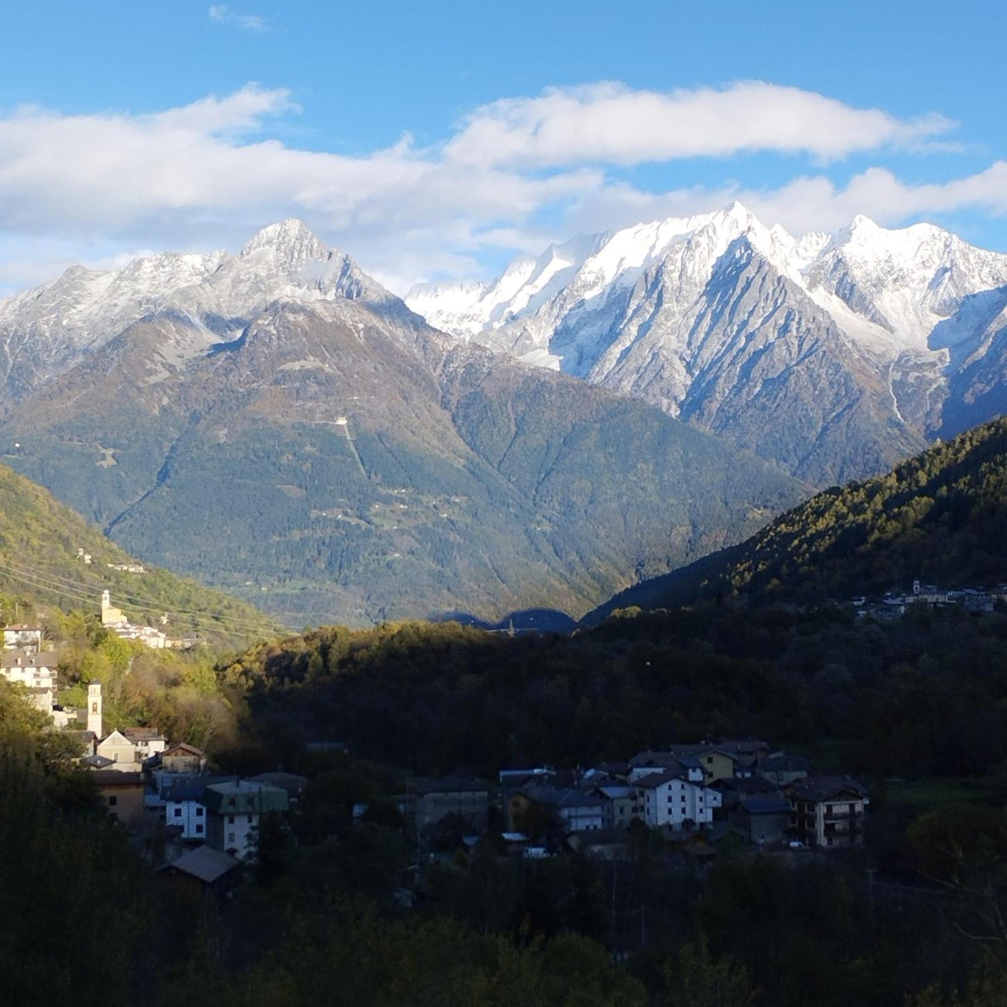 Residenza " Il Gufetto" Panzió Lombro Kültér fotó